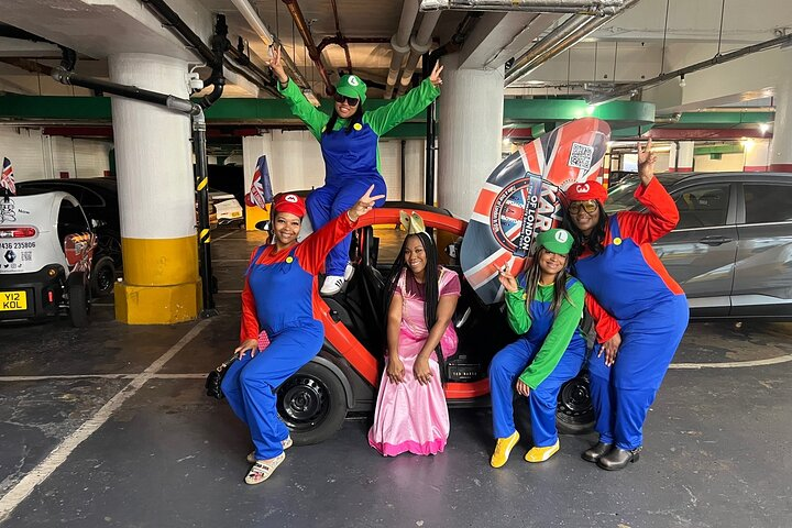 The Ultimate Driving Tour, Karting around the Sights of London - Photo 1 of 11